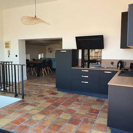 Au Coeur Du Centre Historique - Immeuble Classe - Terrasse - Climatise Nîmes Eksteriør billede