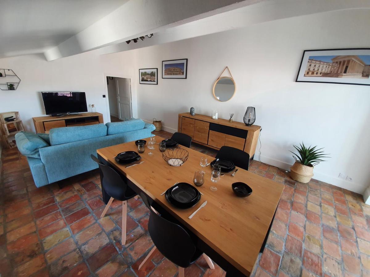 Au Coeur Du Centre Historique - Immeuble Classe - Terrasse - Climatise Nîmes Eksteriør billede