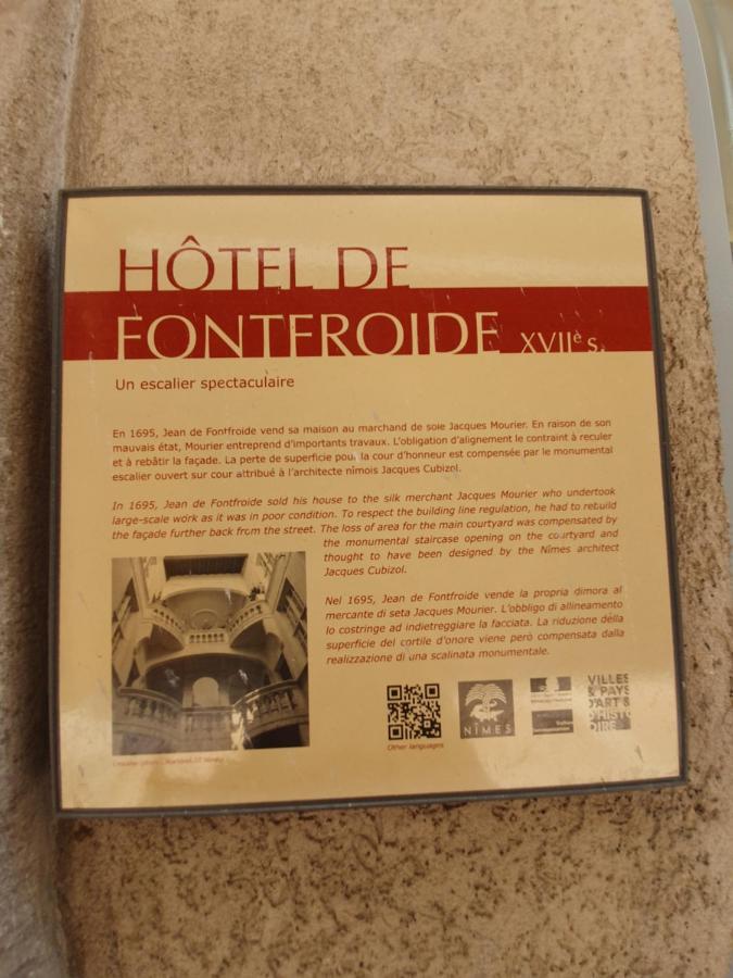Au Coeur Du Centre Historique - Immeuble Classe - Terrasse - Climatise Nîmes Eksteriør billede